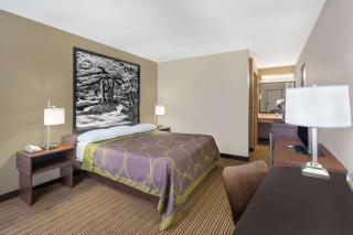 Super 8 by Wyndham Knoxville North/Powell - Knoxville - 3