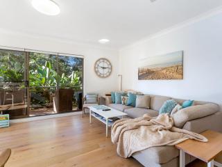 Victory Court Unit 1 3 7 Columbia Close - Nelson Bay - 8