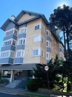 Apartamento junto à Rua Coberta, recém decorado - Gramado - 9