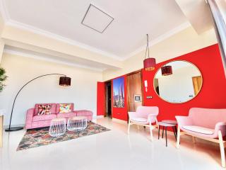 AROMAS Suites Attic - 7