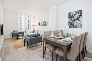 Merced Suites in Malaga by Solaga Holiday Homes - 6