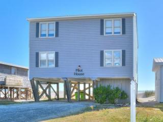 Pilot House - Oak Island - 0