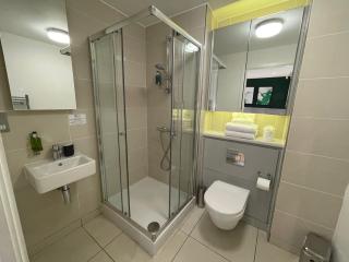 Quay Apartments Manchester - Manchester - 6