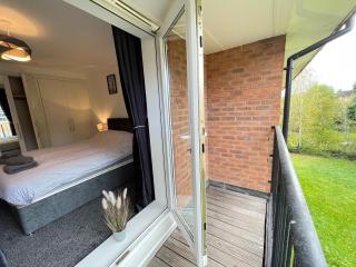 Grand Central Littleover Deluxe Apartments - 7