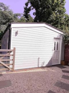 Cosy Cabin with Private Hot Tub Isle of Wight - 0