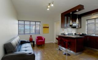 10 on Cape Self Catering Apartments - Port Elizabeth - 8