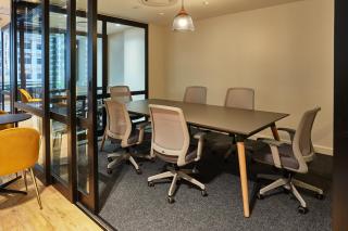 Alimama Spaces: The Chelsea's Foreshore Place - 1