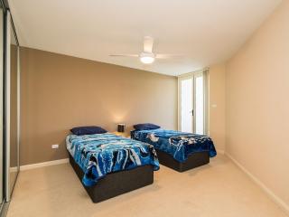 Ocean Views Unit 15 - The Entrance - 7