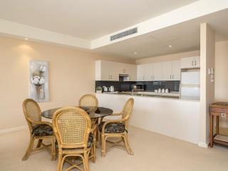 Ocean Views Unit 15 - The Entrance - 3