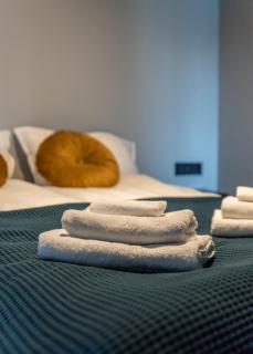 AK Rentals, with hot tubs - 5