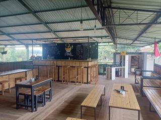 Nathaniela Family Homestay - 6