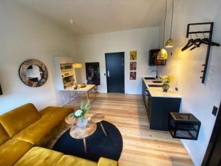 Broncks Apartment 3 - Modern 1-Bedroom in the Heart of Tórshavn - Tórshavn - 9
