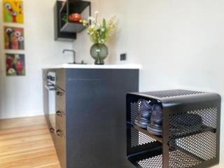 Broncks Apartment 3 - Modern 1-Bedroom in the Heart of Tórshavn - Tórshavn - 4