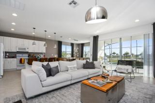 5Br 5Bath Pvt Home BBQ Pool 15min Disney 3056ft - Kissimmee - 1