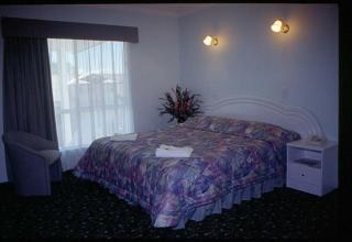 Runaway Bay Motor Inn - Gold Coast - 4