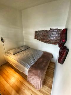 Broncks Apartment 4 - Modern 1-Bedroom in the Heart of Tórshavn - 4