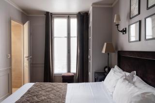 Hotel Saint-Louis Pigalle - Paris - 1