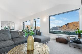 Million Dollar Views - Central Luxury + Hot tub* - Queenstown - 5