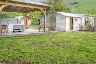 Port Levy Spa & Sauna Hideaway - Christchurch - 3