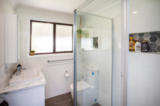 EdenValley Private Manicured Gardens with Fire Pit - Parkes - 1