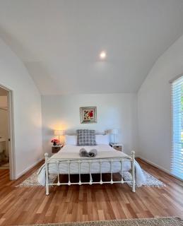 The Oak Studio Yarck - 4