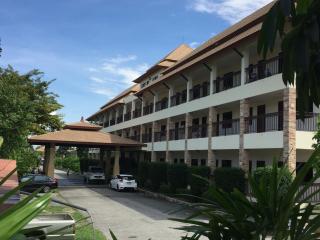 phuriburi resort - Pattaya - 0