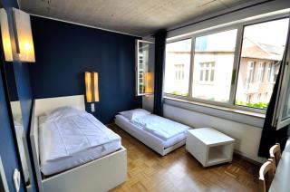 Five Elements Hostel and Capsules Frankfurt - Frankfurt - 4