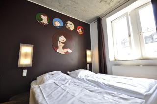 Five Elements Hostel and Capsules Frankfurt - Frankfurt - 3