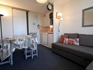 Appartement 6 pers, bien équipé, balcon Sud-Ouest, proche pistes et commerces - FR-1-340-60 - 7