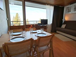 Studio cabine avec balcon, proche des pistes, bien équipé, idéal pour 4 personnes - FR-1-340-195 - 8