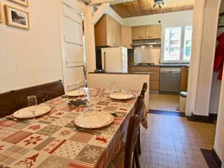 Appartement lumineux 56m², 2ème étage, balcon sud, 6 couchages, au pied des pistes et commerces - FR-1-340-136 - Chamrousse - 1