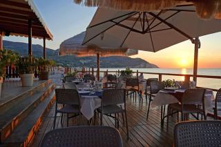 melograno Holiday Home with Swimming Pool and Private Beach - 3