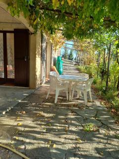 Bas de villa, 2 terrasses, piscine, SPA, sauna... - Neffes - 4