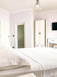 Hotel Majestic - Durazzo - 8