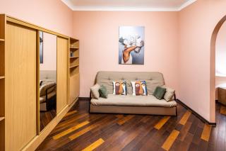 The MAIN square! 2 separated bedrooms, balcony - Lviv - 1