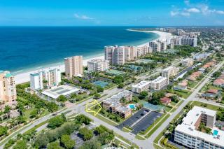End Unit Steps from Beach Access w/ No Crazy Beach Prices!!! - Marco Island - 9