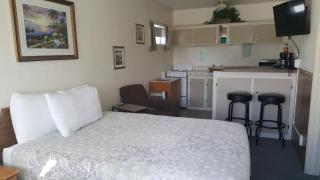 Bishop Village Motel - Bishop - 1