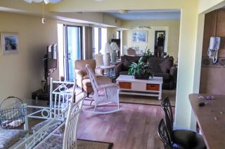 9400 Bldg #203 - 8