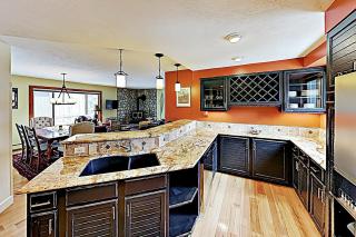 Quaint Mountain Condo - 3