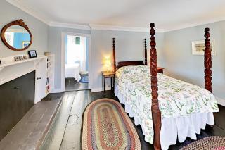 Nickels-Sortwell House - 5
