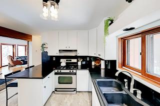 The GingerBreck House - 5