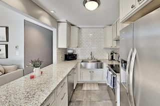 Lakeview Townhome Unit A5 - 3