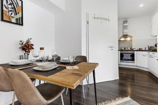 LUXOMES - Spacious Studio for 4 - Kitchen - Parking - Ingolstadt - 8