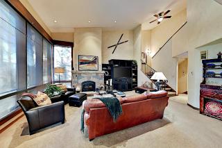 Red Sandstone Condo Unit 26 - 6