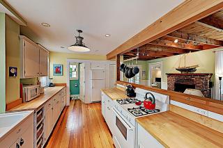 Firehouse Cottage - 2