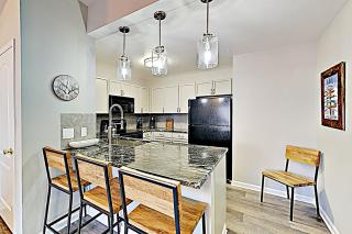 Crazy Horse Condo - 9