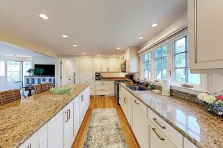Harborside Retreat - Falmouth - 3