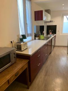 SUPERBE TRIPLEX MEUBLÉ TOUT CONFORT HYPER CENTRE ST CÉRÉ 3 CHAMBRES WIFI 120 M2 8 pers max - 4