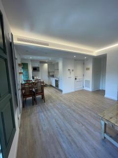 Modern apartment in the heart of Old Town Girona - 5