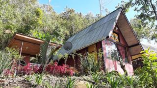 Chalé Pakere Refúgio Serra Lumiar - a mais de 1000 metros altitude, em meio a natureza - lareira, sauna, piscina e água de nascente - locação do chalé sem prestação de serviços - 1